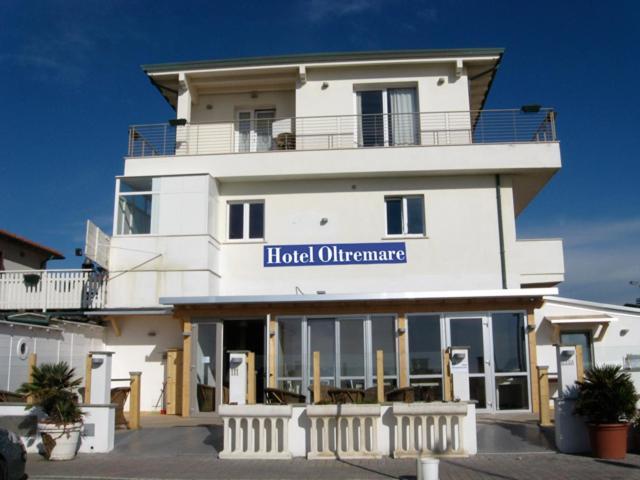 Отель Oltremare 2*